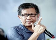 Drama Politik Memanas: Hasto Kristiyanto Tersangka, Jokowi Diduga Bermanuver di PDIP