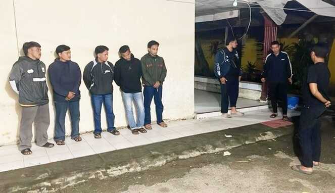 Dilarang Sawer Biduan, Lima Pemuda di Polman Aniaya Pria Lansia