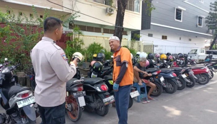 Cegah Tarif Parkir Liar, Polres Pelabuhan Makassar Turun Tangan