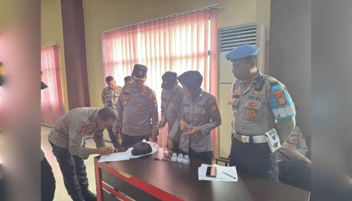 Kapolres Gowa Gelar Tes Urine Mendadak, Pastikan Anggotanya Bebas Narkoba 