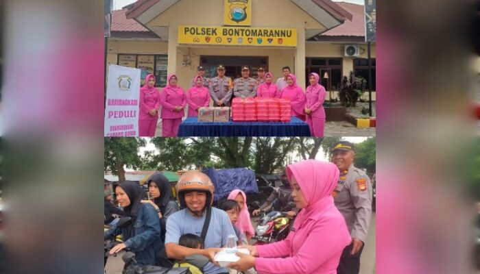 Polsek Bontomarannu dan Bhayangkari Berbagi Takjil di Bulan Ramadan