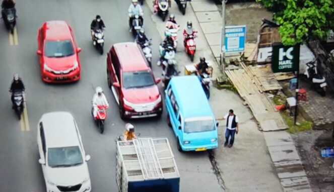 Teror Preman di Makassar: Sopir Angkot Dipalak Setiap Hari, Polisi Diam?