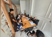 Polres Gowa Serahkan Tiga Tersangka Kasus Uang Palsu ke Kejaksaa
