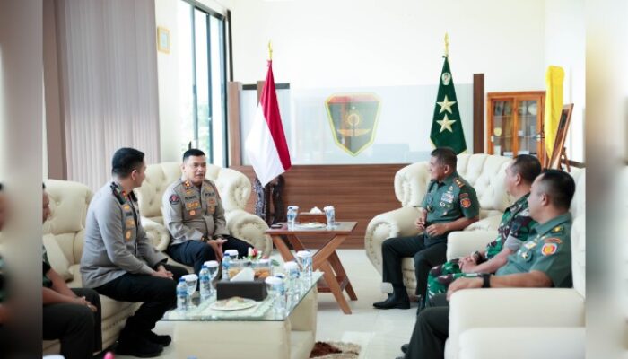 Silaturahmi Perdana Kapolres Gowa ke Markas Kostrad Pakatto