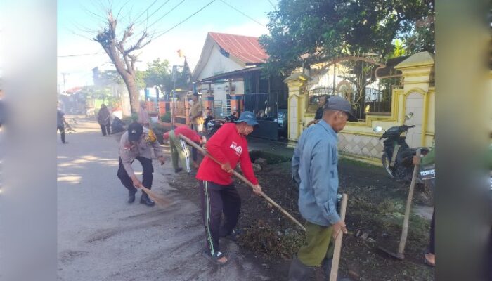 Bersatu Demi Lingkungan! Bhabinkamtibmas dan Warga Desa Panakkukang Kompak Dukung Program “Annangkasi”