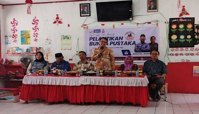 Bunda Pustaka Cetak Prestasi, SD Negeri Borong Jadi Role Model Literasi Keluarga