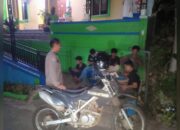 Bhabinkamtibmas Desa Lembang Loe Himbau Pemuda Saat Patroli Dialogis di Wilayah Binaannya
