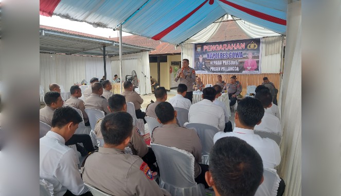 Kapolres Gowa Turun Langsung ke Polsek Pallangga Bawa Semangat Baru