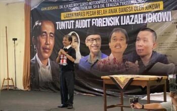 Roy Suryo Tampil Percaya Diri di Tengah Sorotan, Deklarasi Dukungan Muncul di Gedung Joang