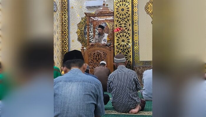 Bhabinkamtibmas Polsek Somba Opu Sampaikan Ceramah di Masjid Al Falah Antang Makassar