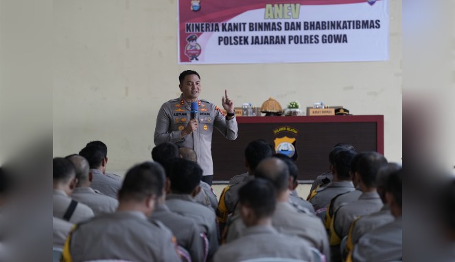 Kapolres Gowa Pimpin ANEV Bhabinkamtibmas, Tekankan Peran Sebagai Garda Terdepan Pelayanan Publik