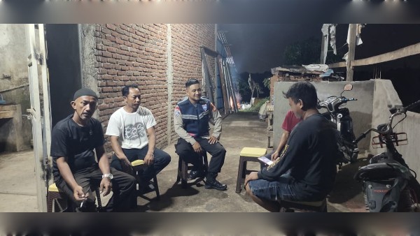 Bhabinkamtibmas Tanabangka Ajak Warga Lawan Isu Hoaks dan Jaga Kerukunan