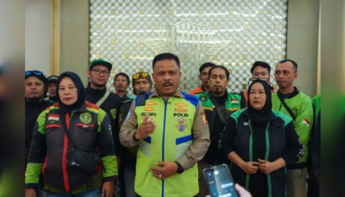 Polantas Menyapa, Ojol Dukung Edukasi Safety Riding dan Kolaborasi Bersama Korlantas