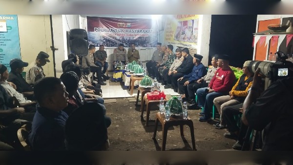 Patroli Kampung Perdana di Julukanaya, PJU Polres Gowa Turun Langsung Dengarkan Aspirasi Warga