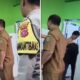 Oknum Guru SMA Padang dan pemuda dipergoki warga saat melakukan aksi di toilet masjid (Tangkapan layar video)