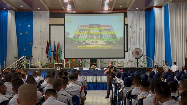 Bidang Pidana Militer Kejati Sulsel Gelar Talk Show Inspiratif di Polimarim Makassar