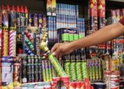 Imbauan Polda Sulsel dan Pemkot Makassar Tak Dipedulikan Pedagang Petasan