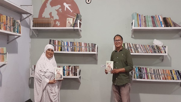 Perjalanan Hidup dan Karya Prof Kembong Daeng Dibahas di Pannyaleori Institut
