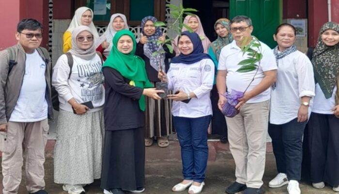 Kepala SD Inpres Bertingkat Kelapa Tiga Makassar Apresiasi Kegiatan Dosen