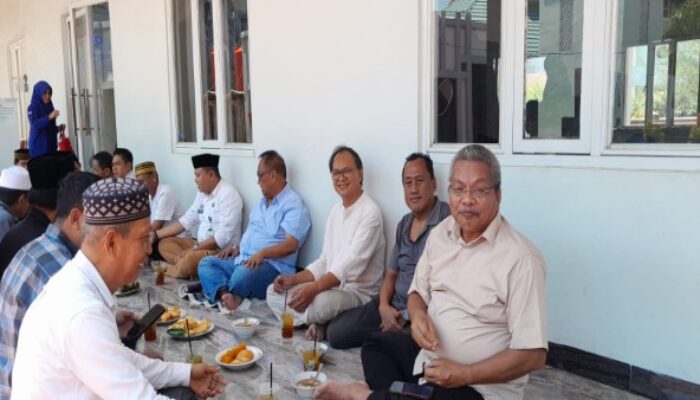 Andi Irawan Bintang, Pustakawan dengan Hobi Koleksi Kompor Portable dan Senter