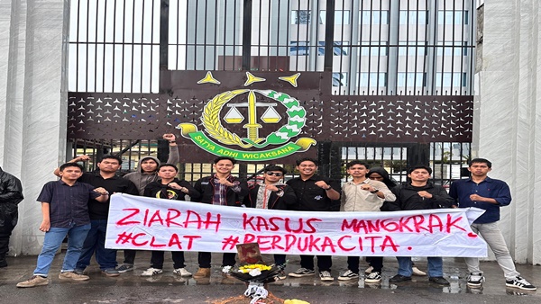 Aksi CLAT Bongkar Borok Kejati Sulsel, Puluhan Perkara Tipikor Tak Jelas Nasibnya