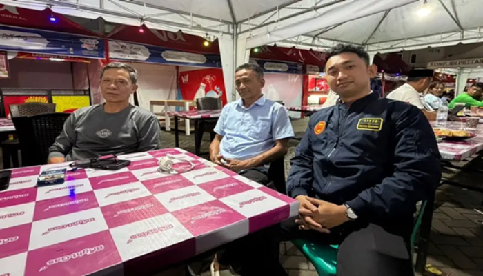 Bazar Ramadan Topaz Raya Makassar Jadi Magnet Warga, Kuliner Takjil hingga Hiburan Karaoke