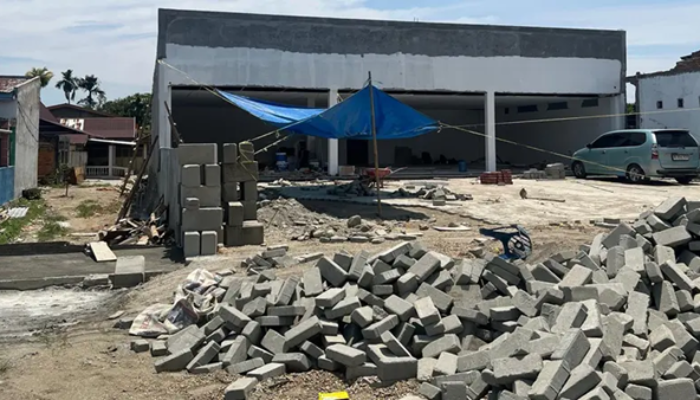 Tak Kantongi IMB, Pembangunan Ritel Modern di Tanalili Diminta Dihentikan