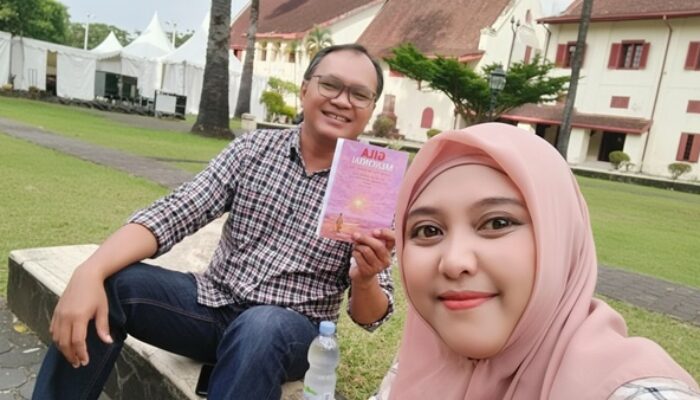 Dari Pesan WhatsApp ke Buku, Kisah Astrini Syamsuddin Menulis Tentang Cinta Ilahi
