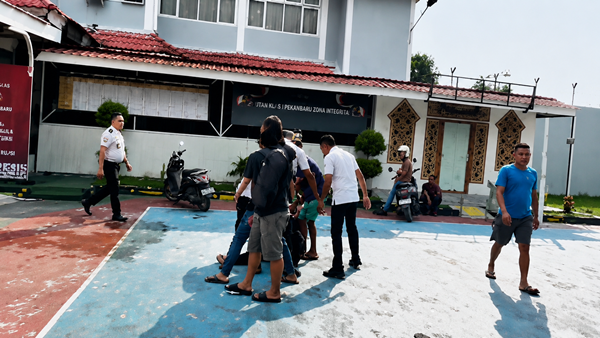 Rahang Mahasiswa Disebut Bengkok, Dugaan Kekerasan Sipir Lapas Bollangi Bikin Geger