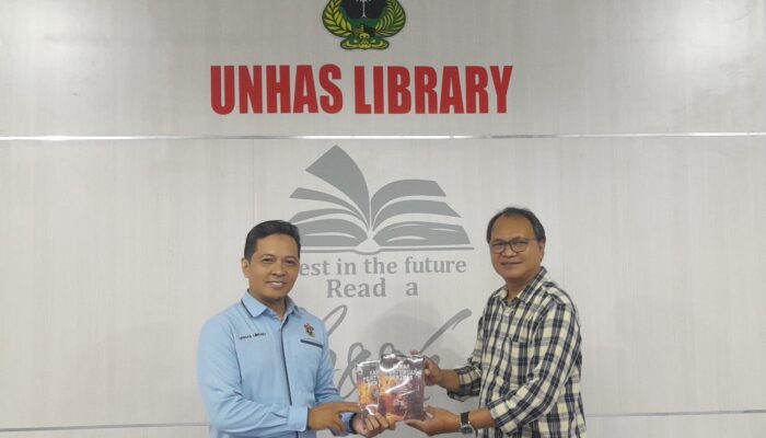 Buku Kamar Pertemuan Seniman Jadi Koleksi Perpustakaan Unhas
