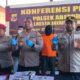 Konferensi pers Polresta Jayapura Kota bersama Polsek Abepura memperlihatkan barang bukti 82 butir amunisi ilegal berbagai kaliber yang diduga akan diselundupkan ke Papua Nugini