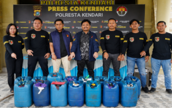 Diduga Timbun Solar Subsidi, Seorang IRT Diamankan Polisi di Kendari