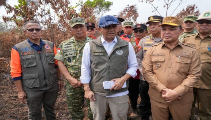 Turun ke Jambi, Menhut Raja Antoni Cek Eksekusi Perintah Presiden Prabowo soal Karhutla