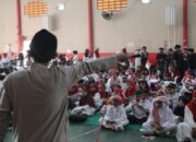 Maulid SDN Bungurasih Meriah, Kak Harris dan Boneka Ayis Edukasi Siswa
