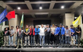 Cipayung Plus Kepung Pertamina, Beri Ultimatum 3×24 Jam “Makassar Gelap, Migas Sulit dan Rakyat Menjerit”